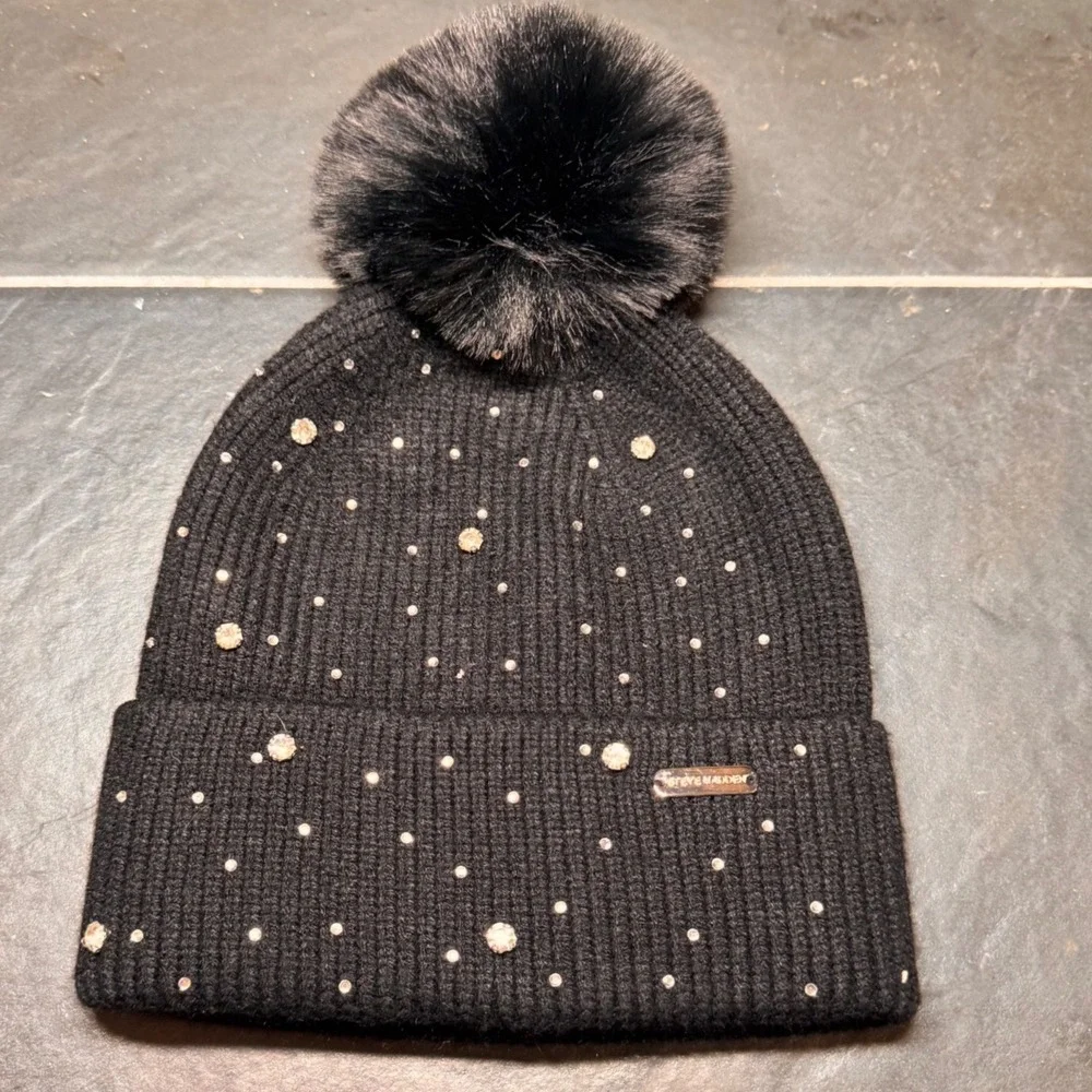 Steve Madden Black Beanie Hat Rhinestone‎ Embellished Pom Pom Cozy Winter Warm